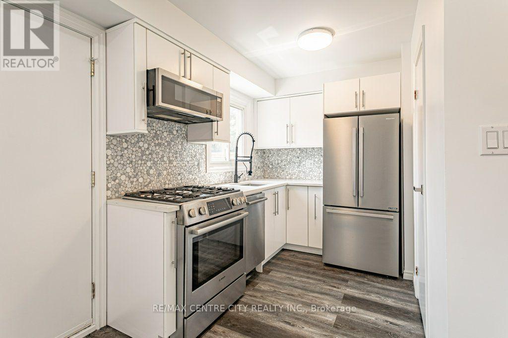 #22 1725 ERNEST AVENUE - 13