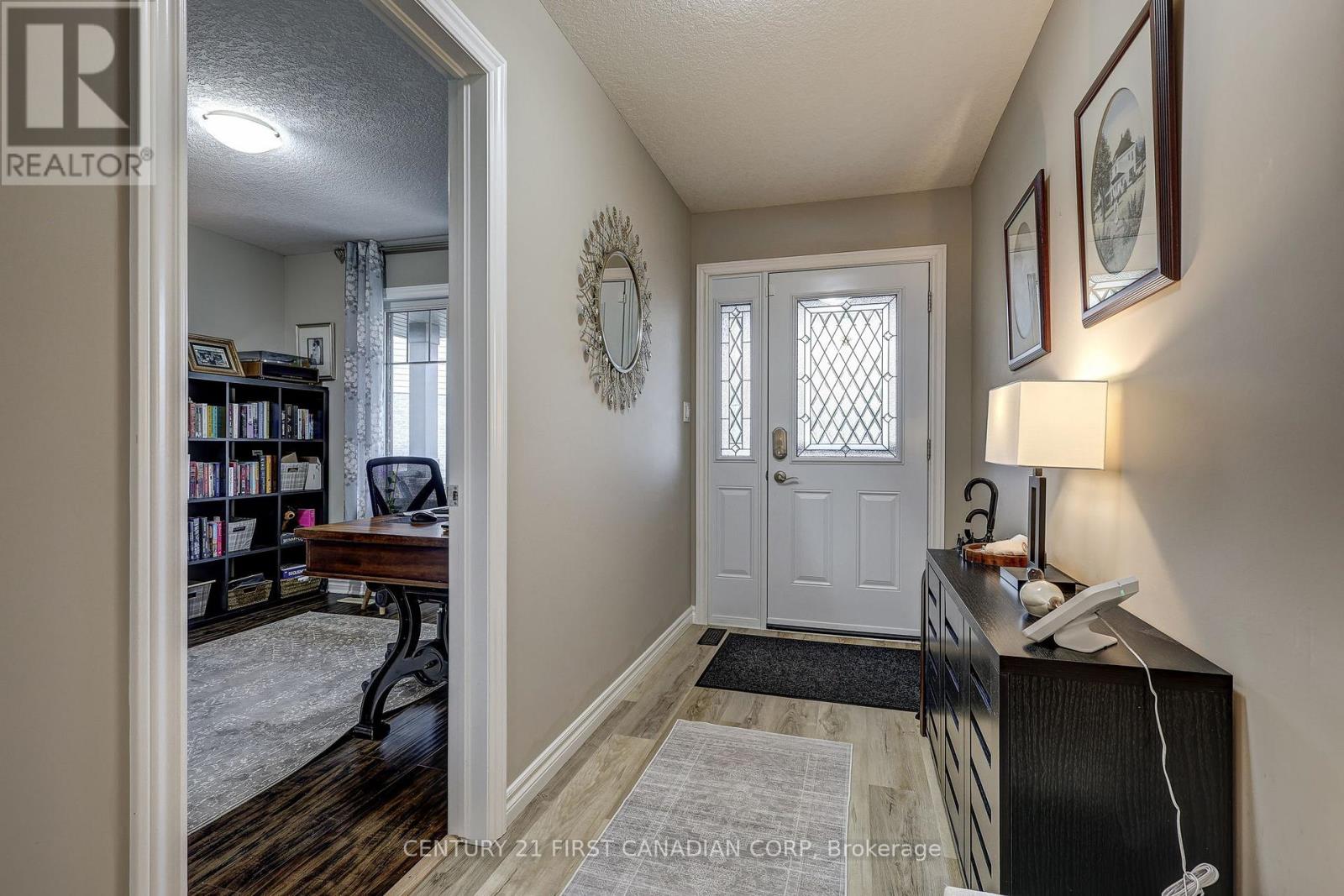 26 CARDINAL COURT - 17