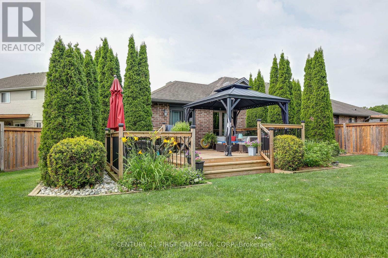 26 CARDINAL COURT - 5