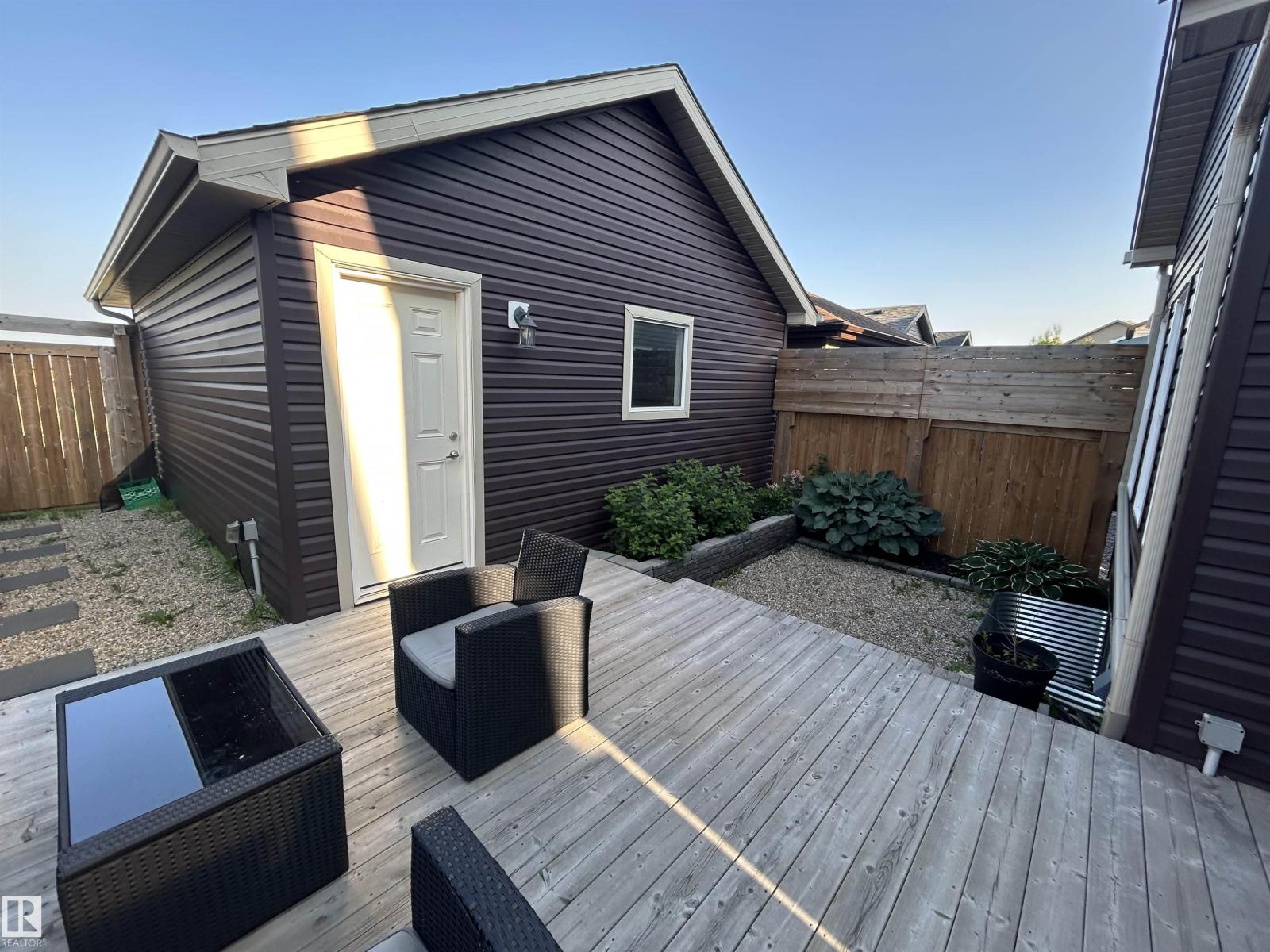 17455 77 ST NW - 23