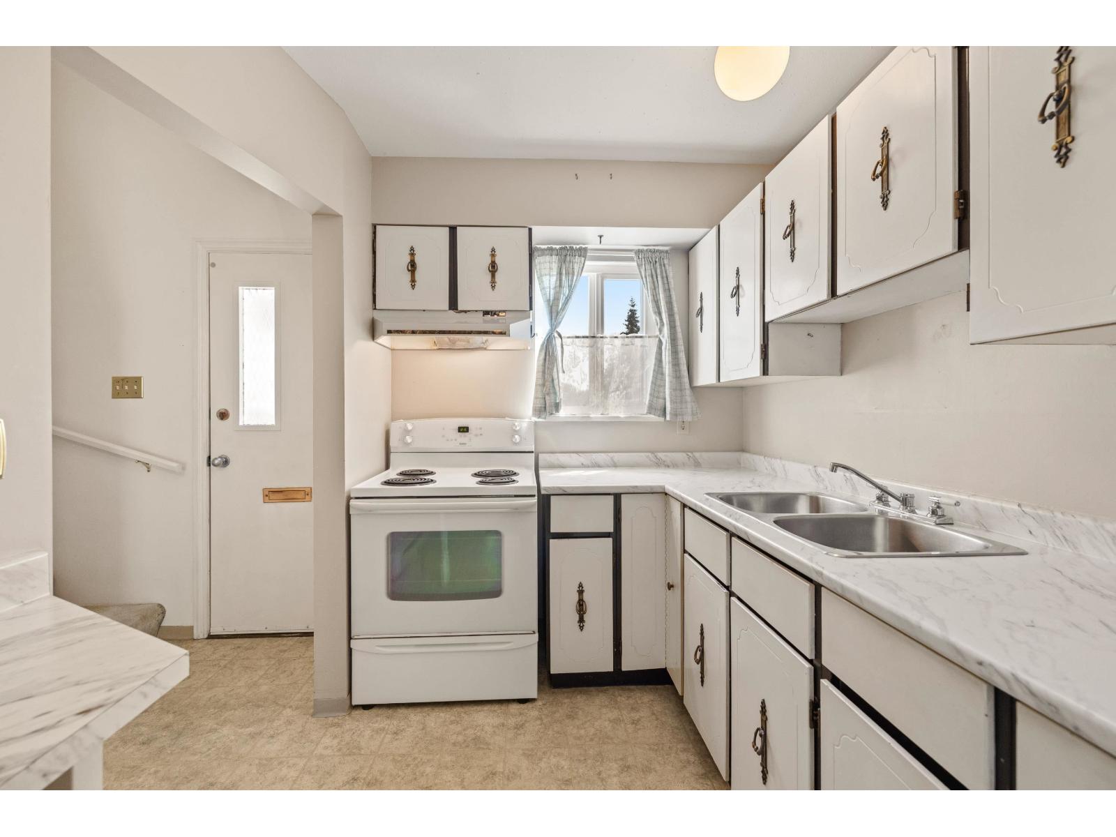 2 Bed, 1 Bath House for Sale in Surrey – 87 6665 138 STREET, Surrey – MLS# R3148749 - Image 15