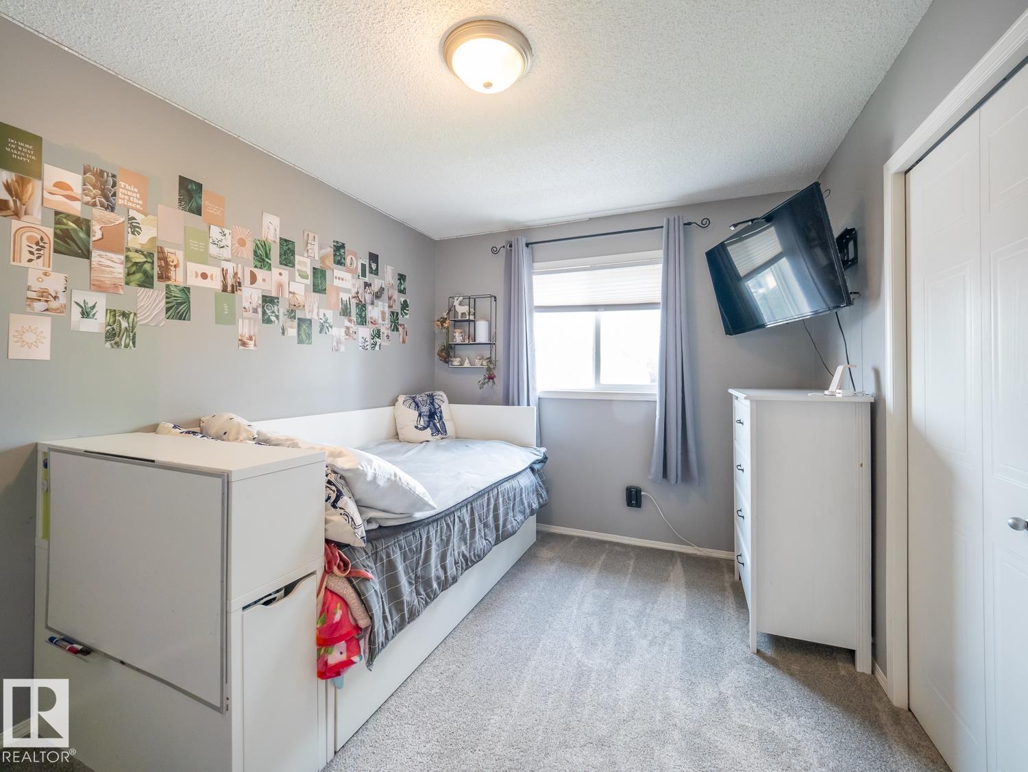12124 17 AV SW - 21