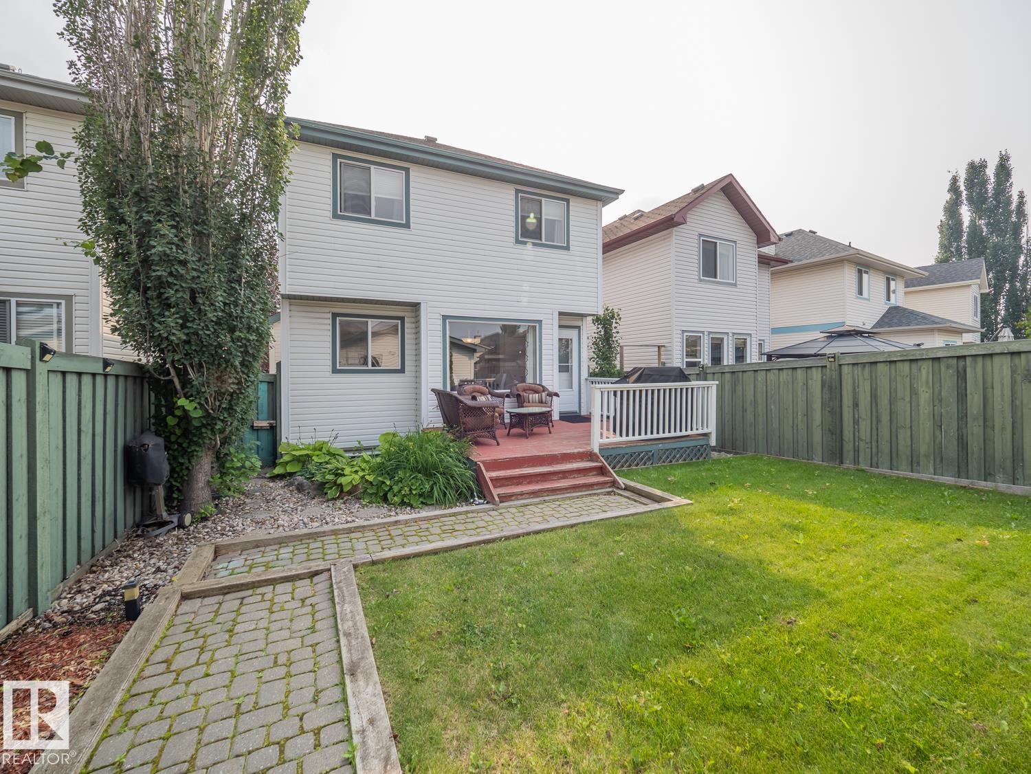 12124 17 AV SW - 33