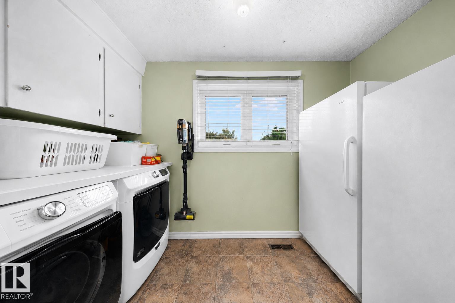 11233 34A AV NW - 13