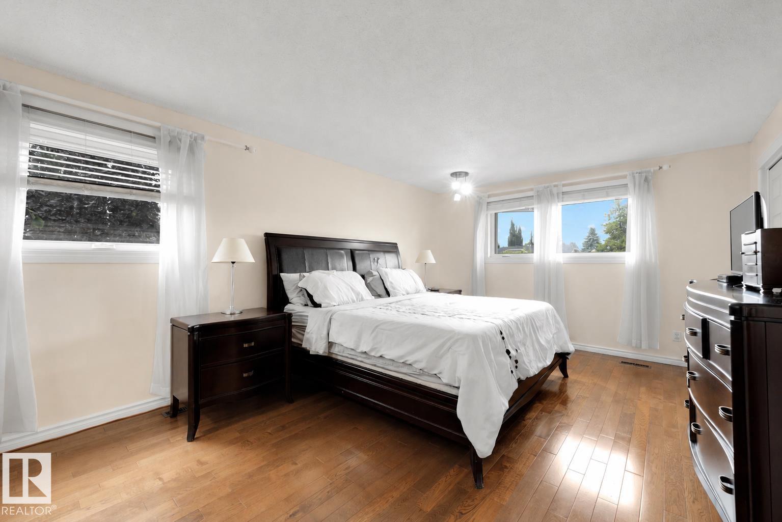 11233 34A AV NW - 17