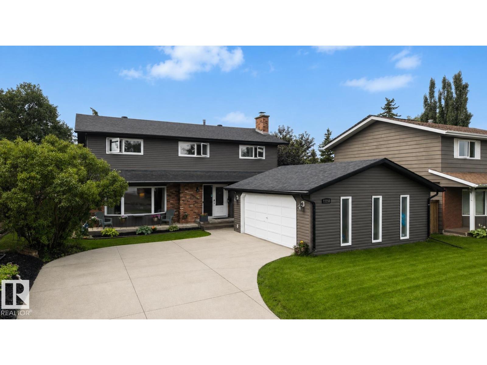 11233 34A AV NW - 1