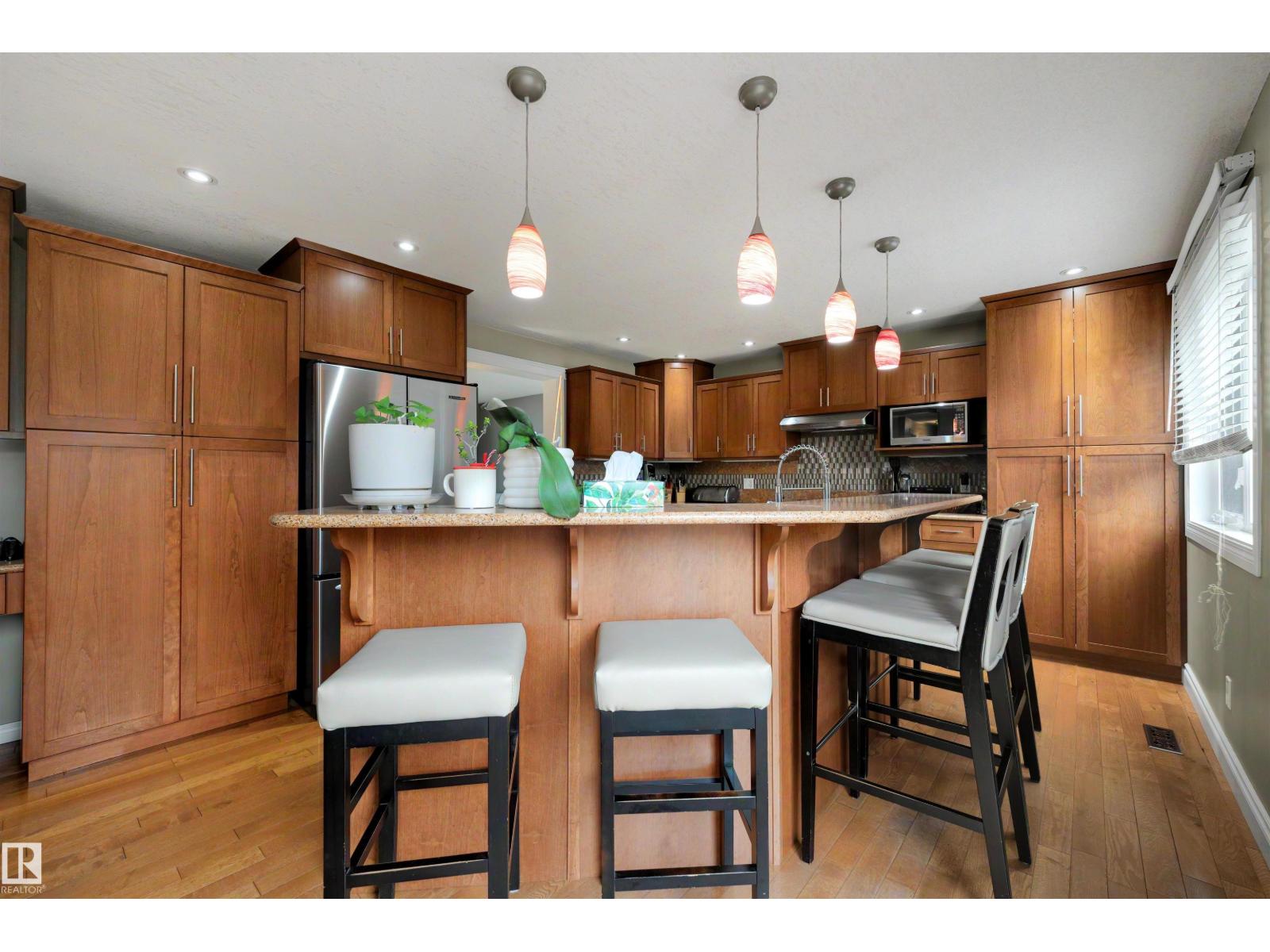 11233 34A AV NW - 7