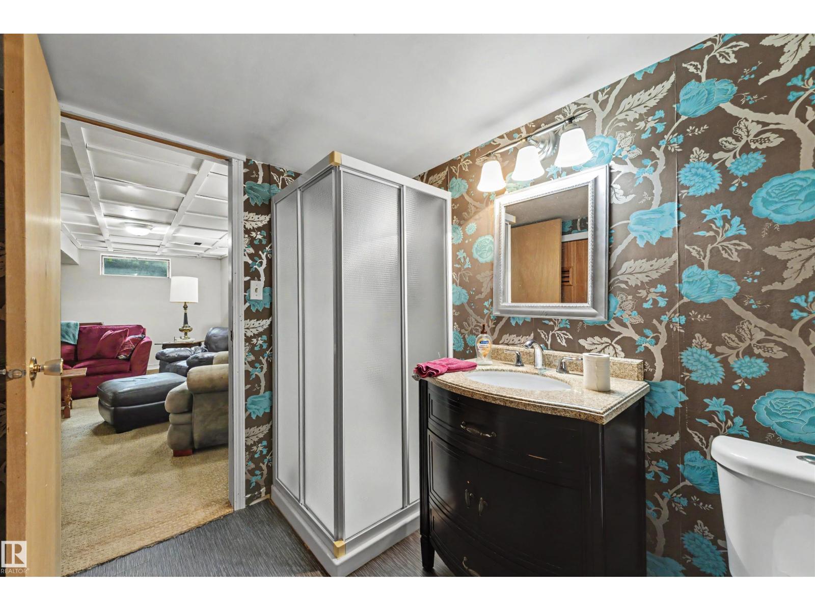 11233 34A AV NW - 30