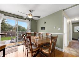 Recreation room - 11233 34a Av Nw, Edmonton, AB T6J3M4 Photo 10