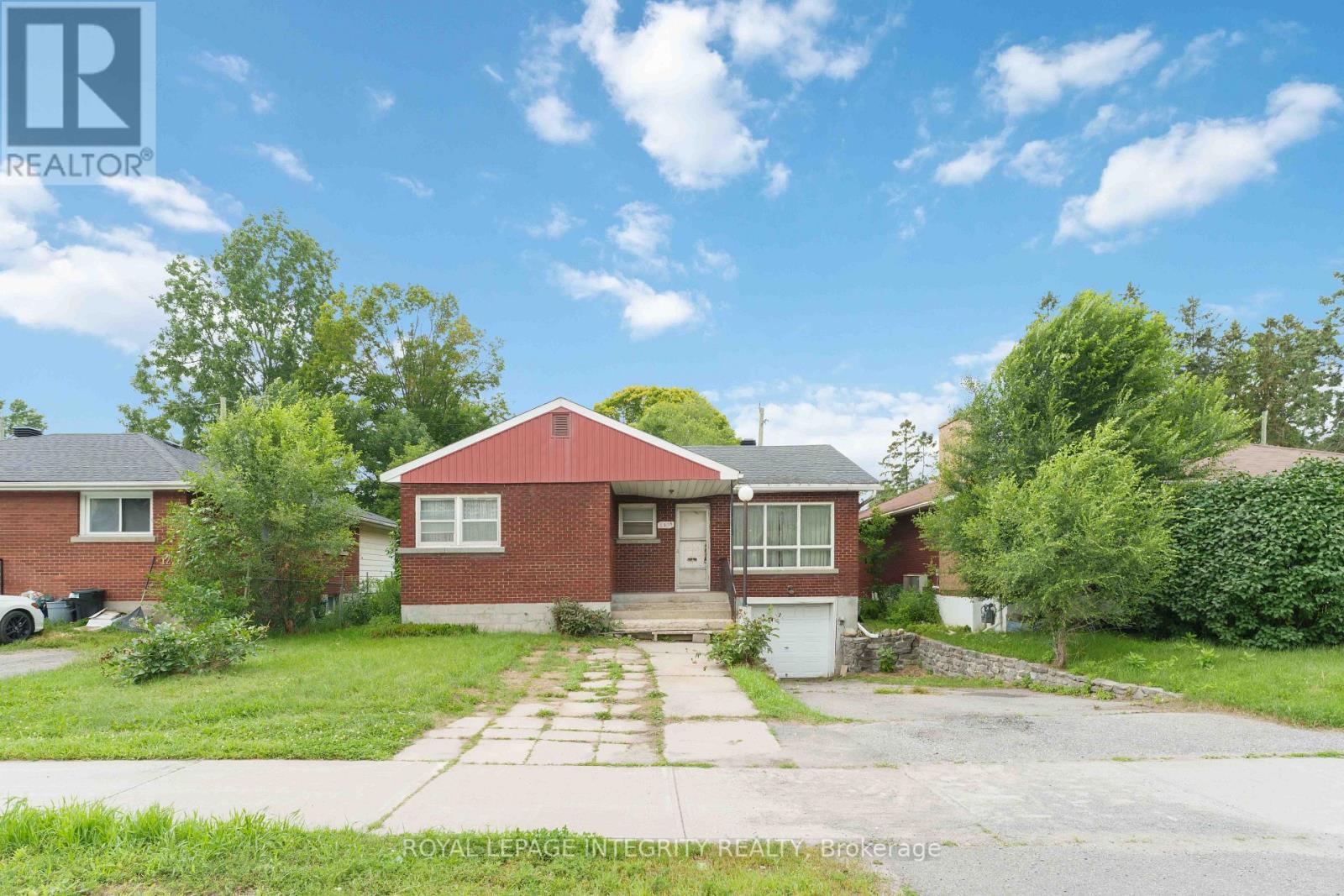 1274 WOODROFFE AVENUE - 2