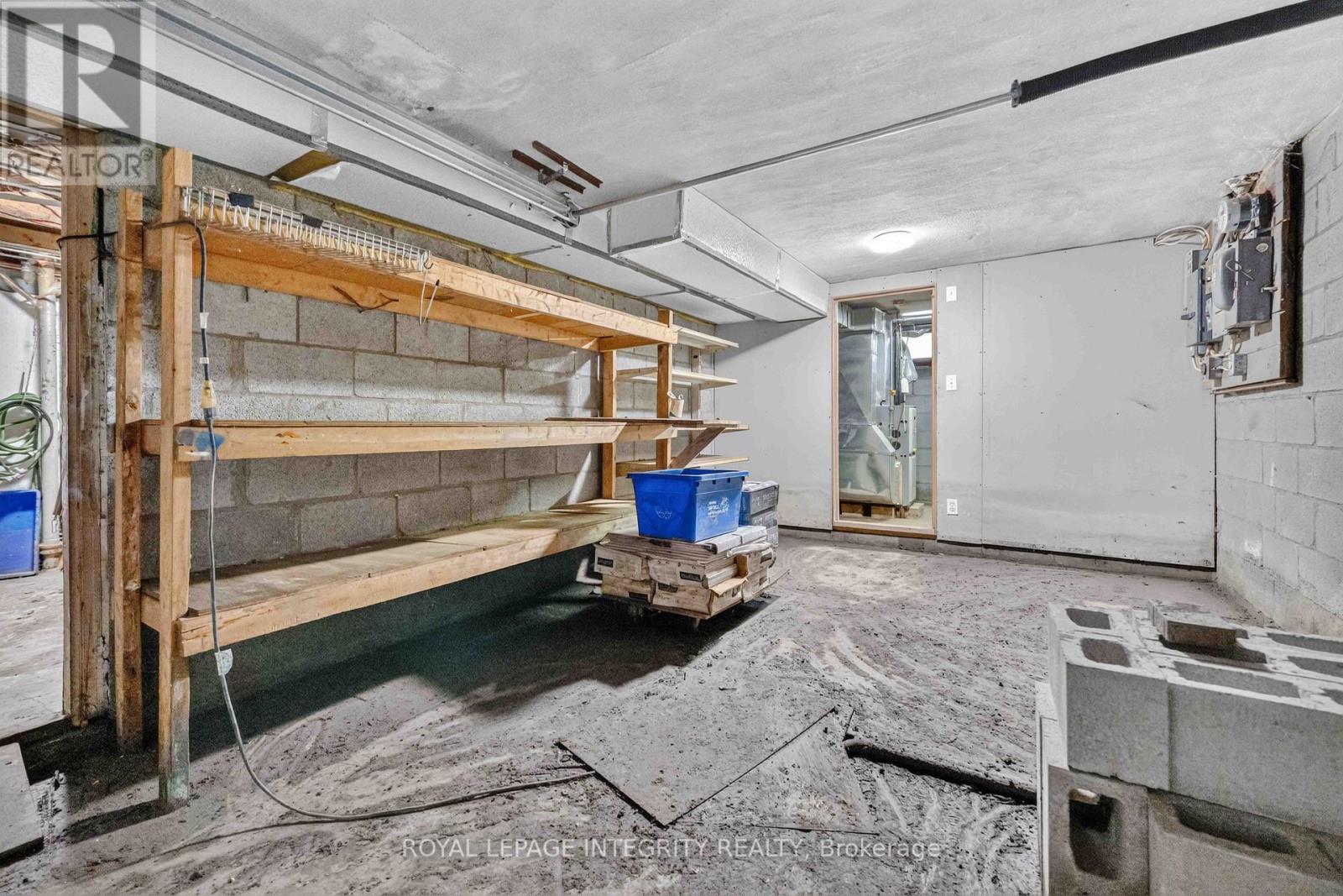 1274 WOODROFFE AVENUE - 28
