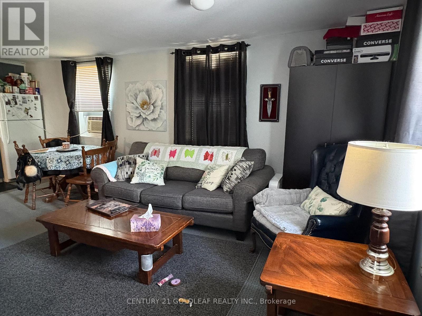 3766 CHAMPLAIN STREET - 13