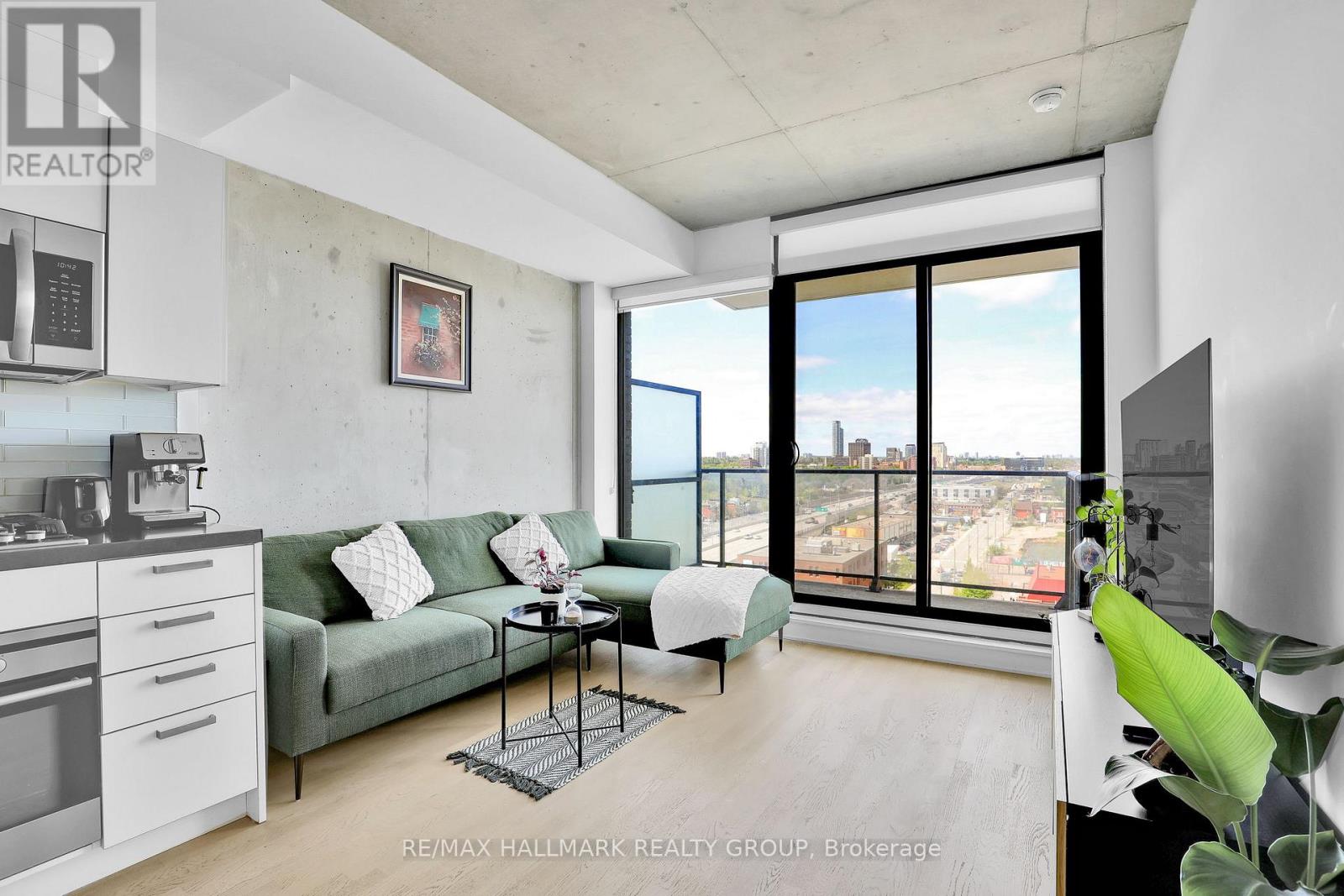 #1204 203 CATHERINE STREET - 11