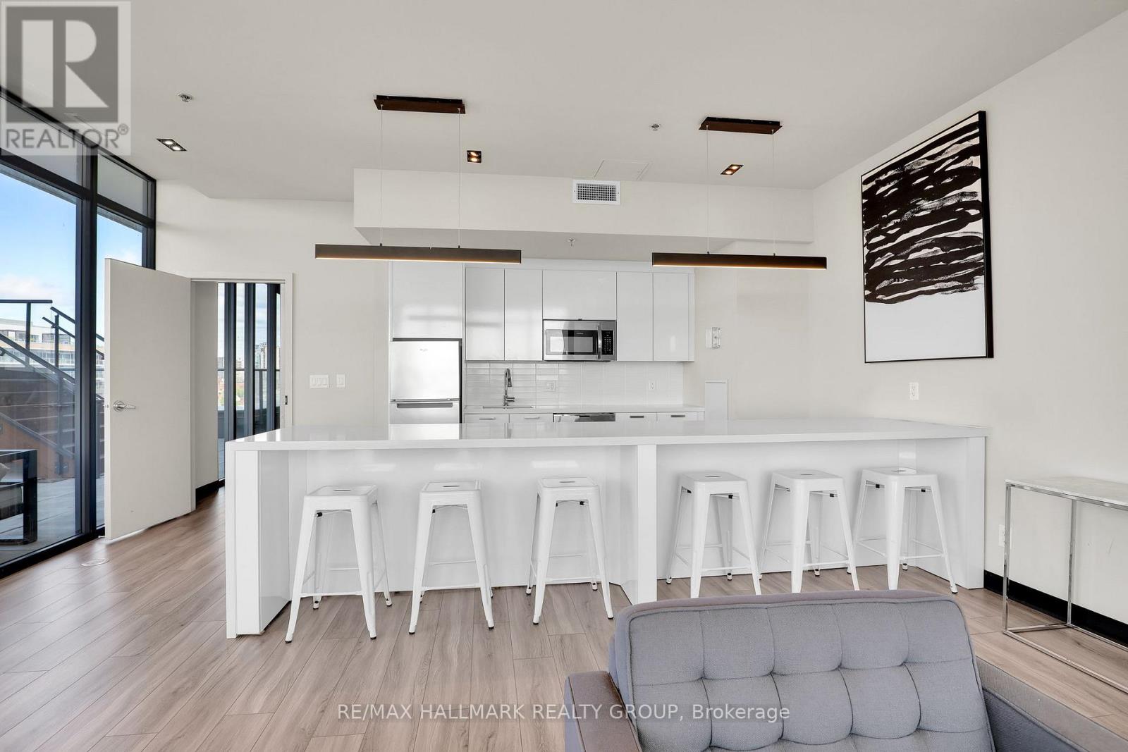 #1204 203 CATHERINE STREET - 38