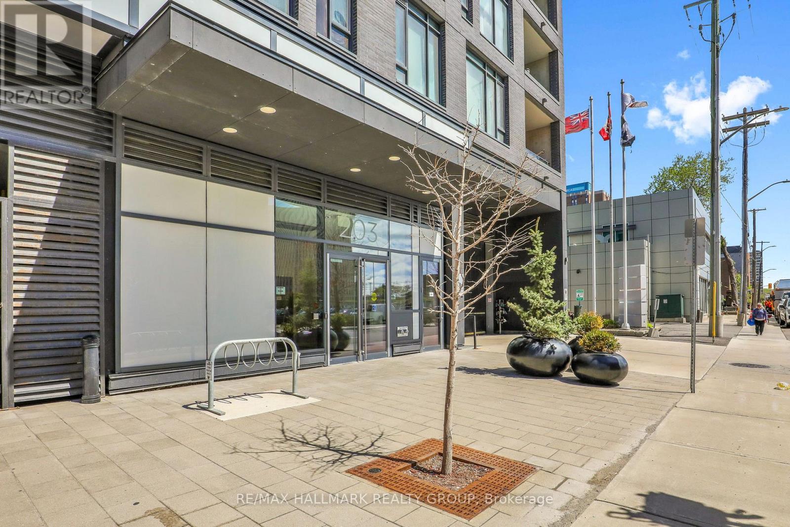 #1204 203 CATHERINE STREET - 4