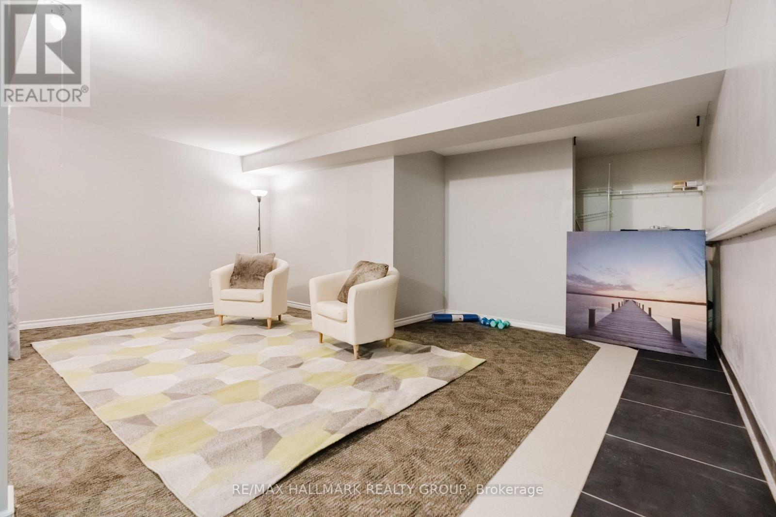 #6 228 HARRIOT PRIVATE - Image 30
