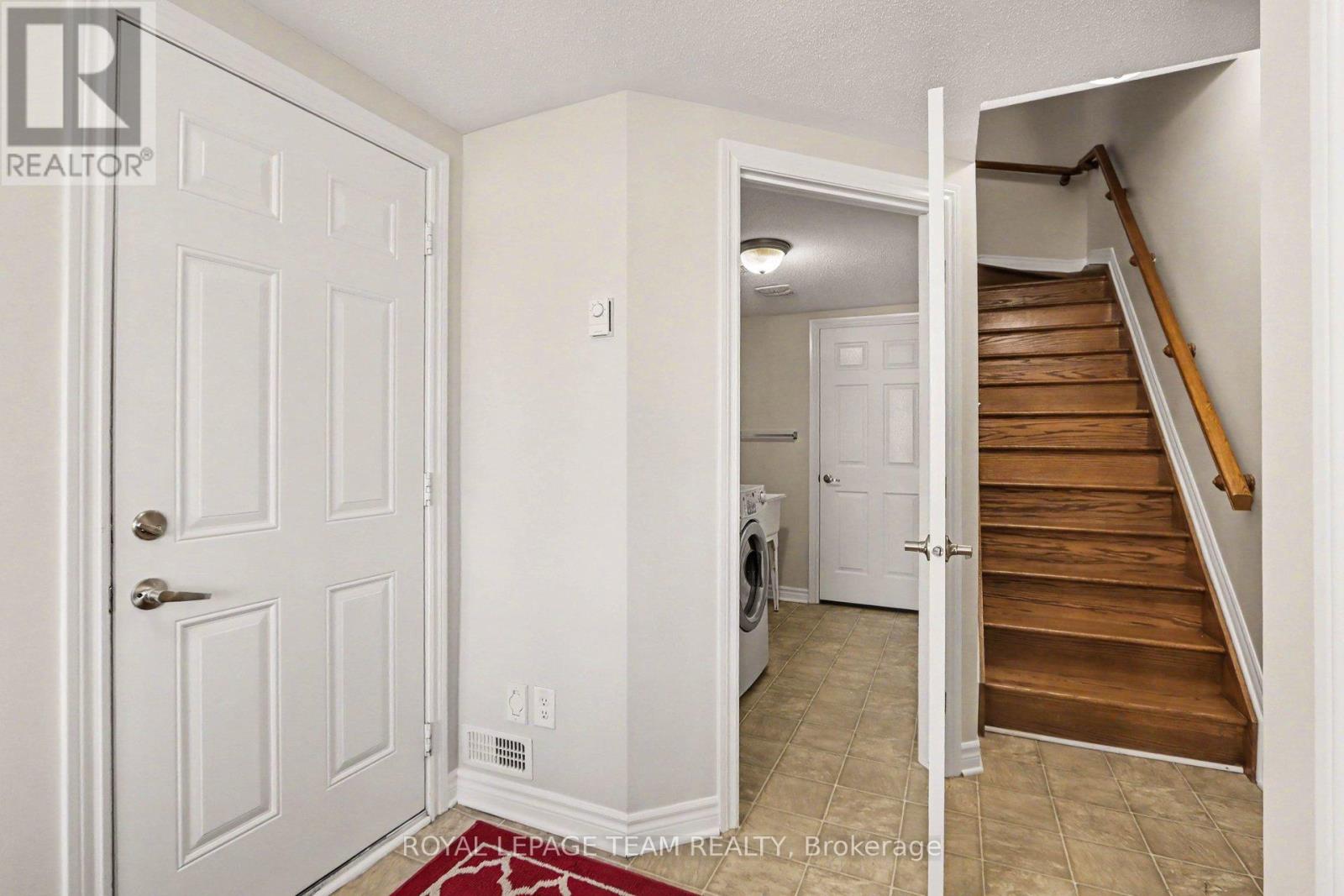 2100 MADRID AVENUE - 5