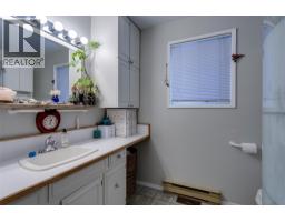 15130 Old Mission Road, Oyama, BC V4V2A9 Photo 18