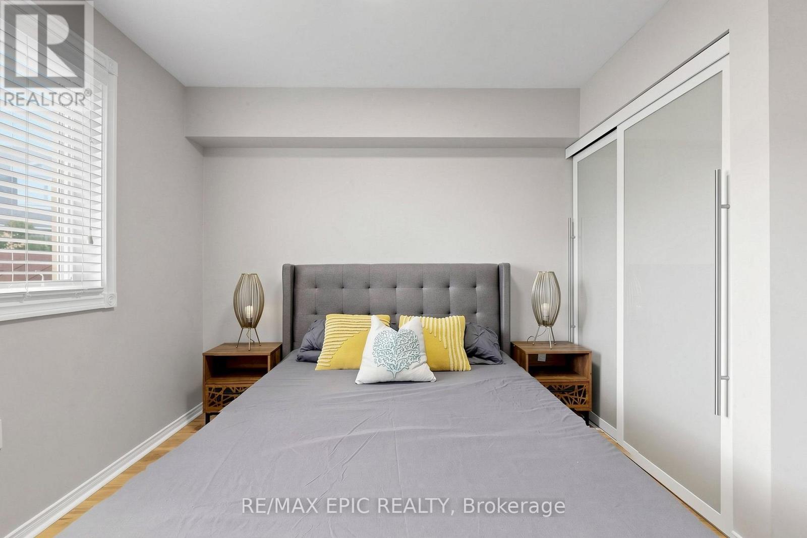 #732 75 WELDRICK ROAD E - 18