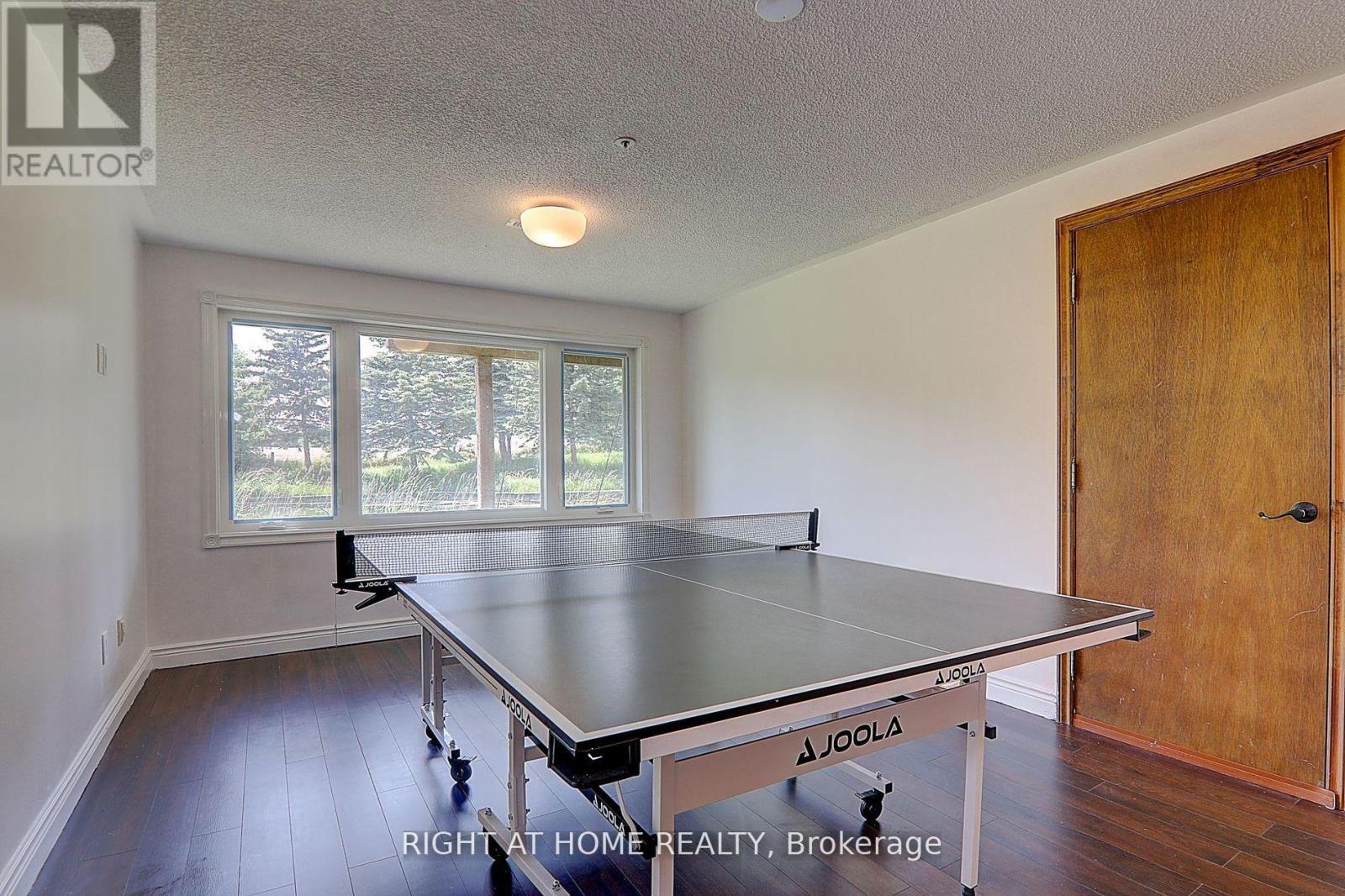 1008 MOUNT ALBERT ROAD - 26