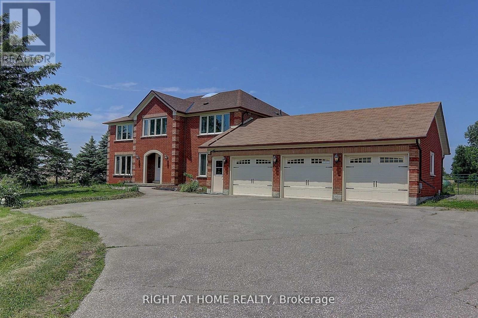1008 MOUNT ALBERT ROAD - 3