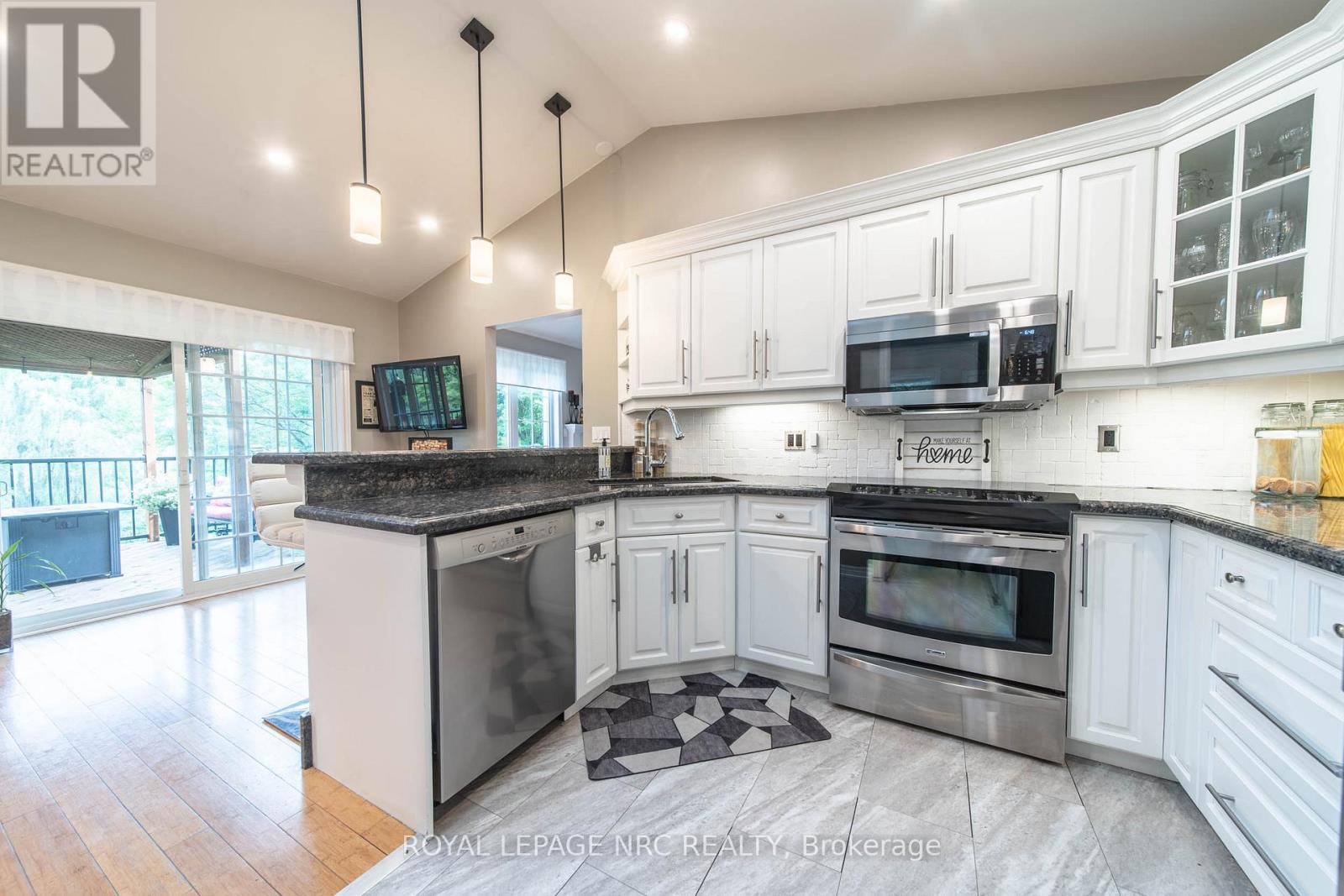 101 CANBY STREET - 7
