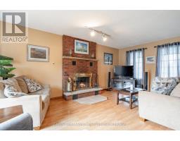 1 Hallen Drive, Penetanguishene, ON L9M1G2 Photo 16