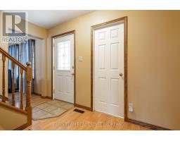 Family room - 1 Hallen Drive, Penetanguishene, ON L9M1G2 Photo 6