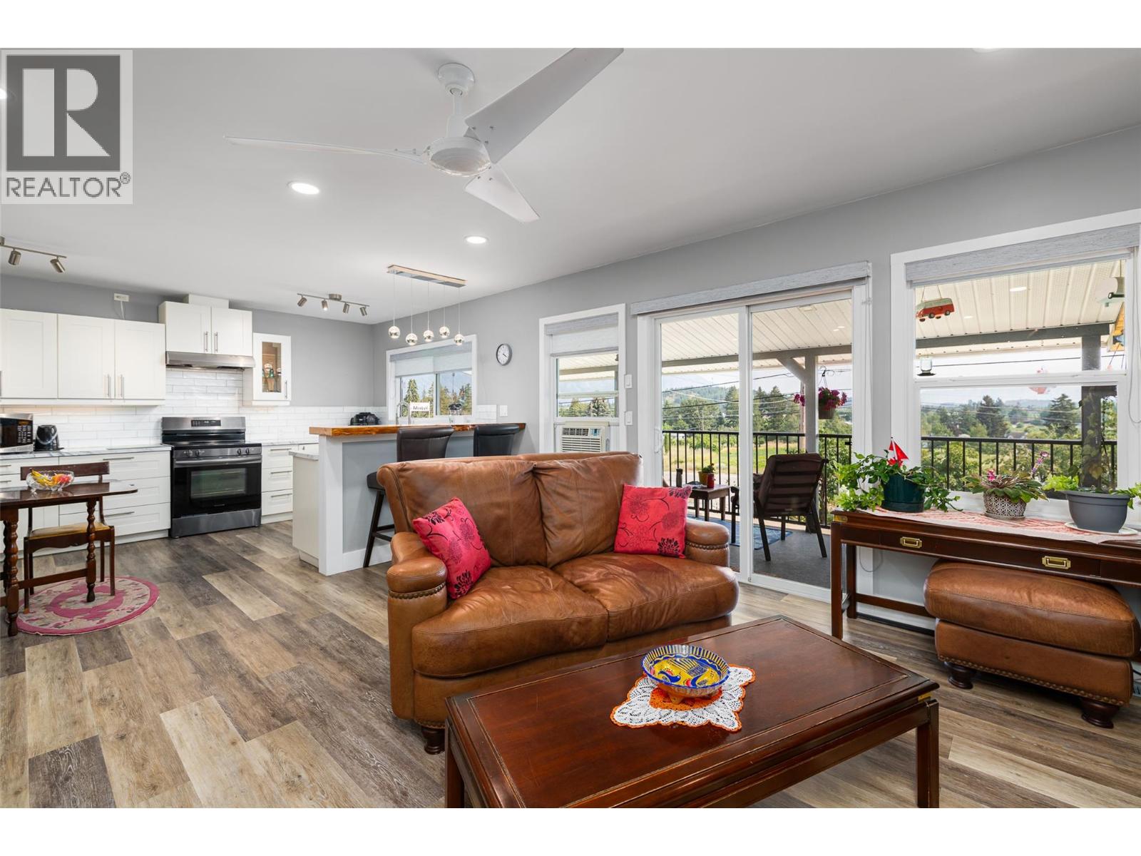 2622 3 Highway - 9