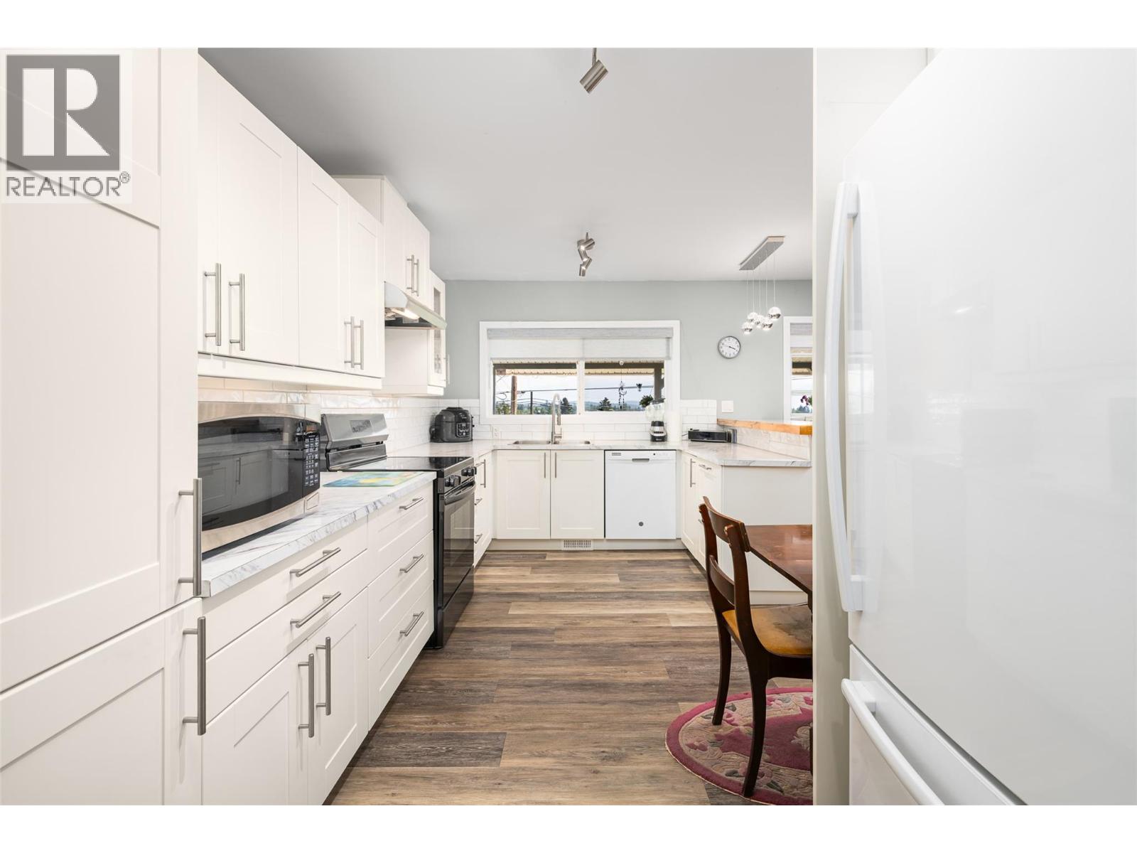 2622 3 Highway - 6