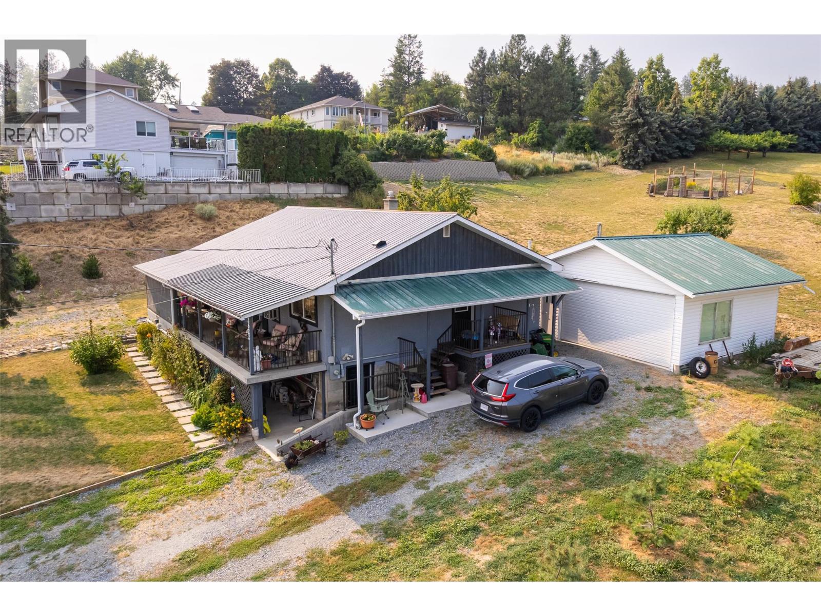 2622 3 Highway - Image 39