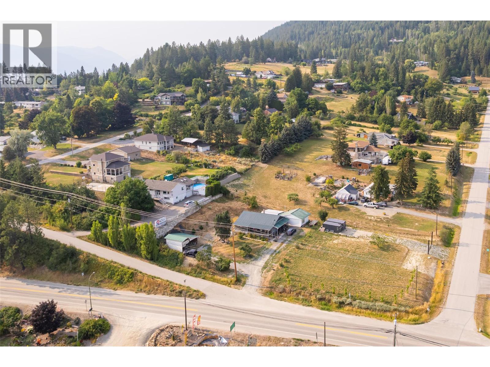 2622 3 Highway - 42