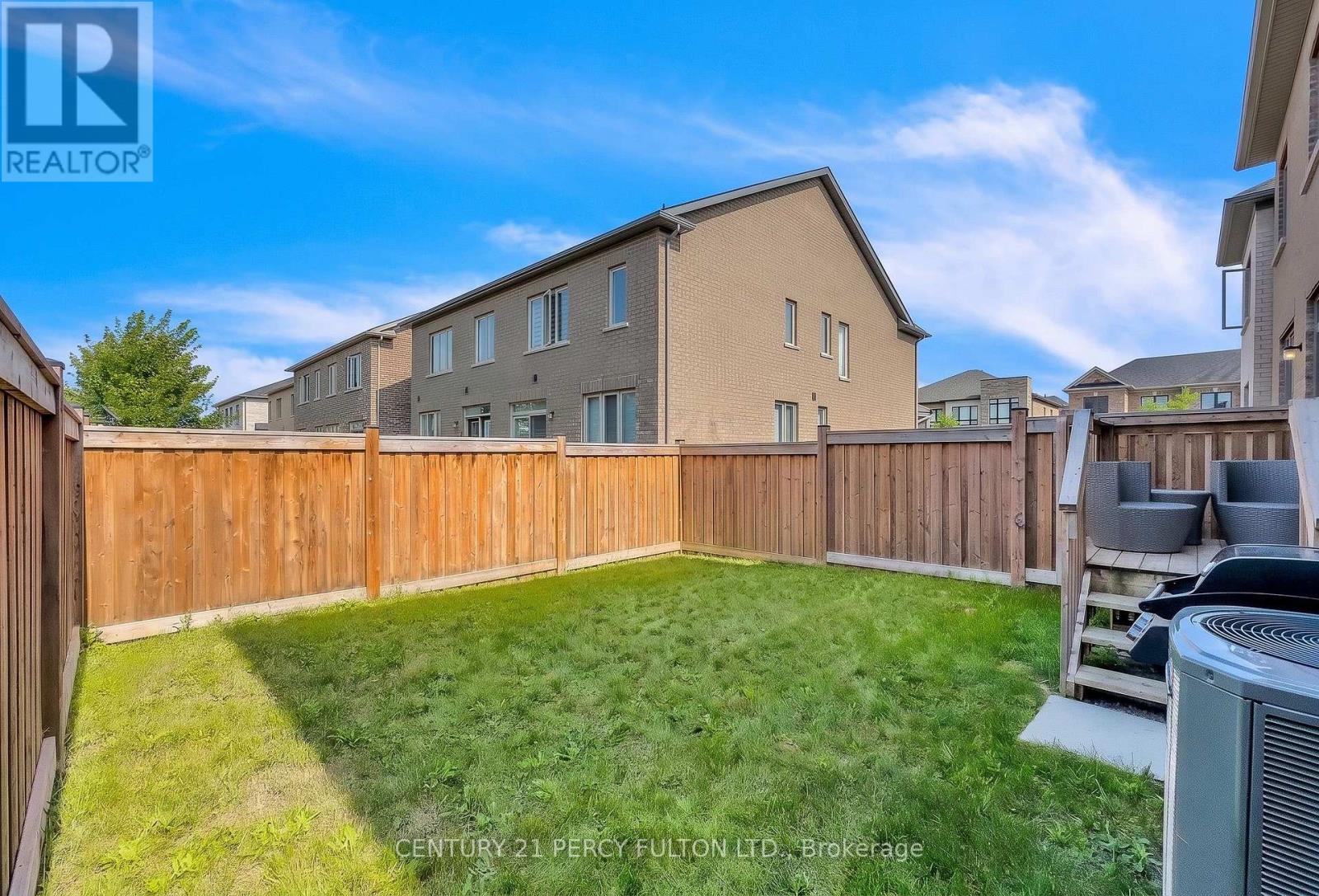 54 CONARTY CRESCENT - 40