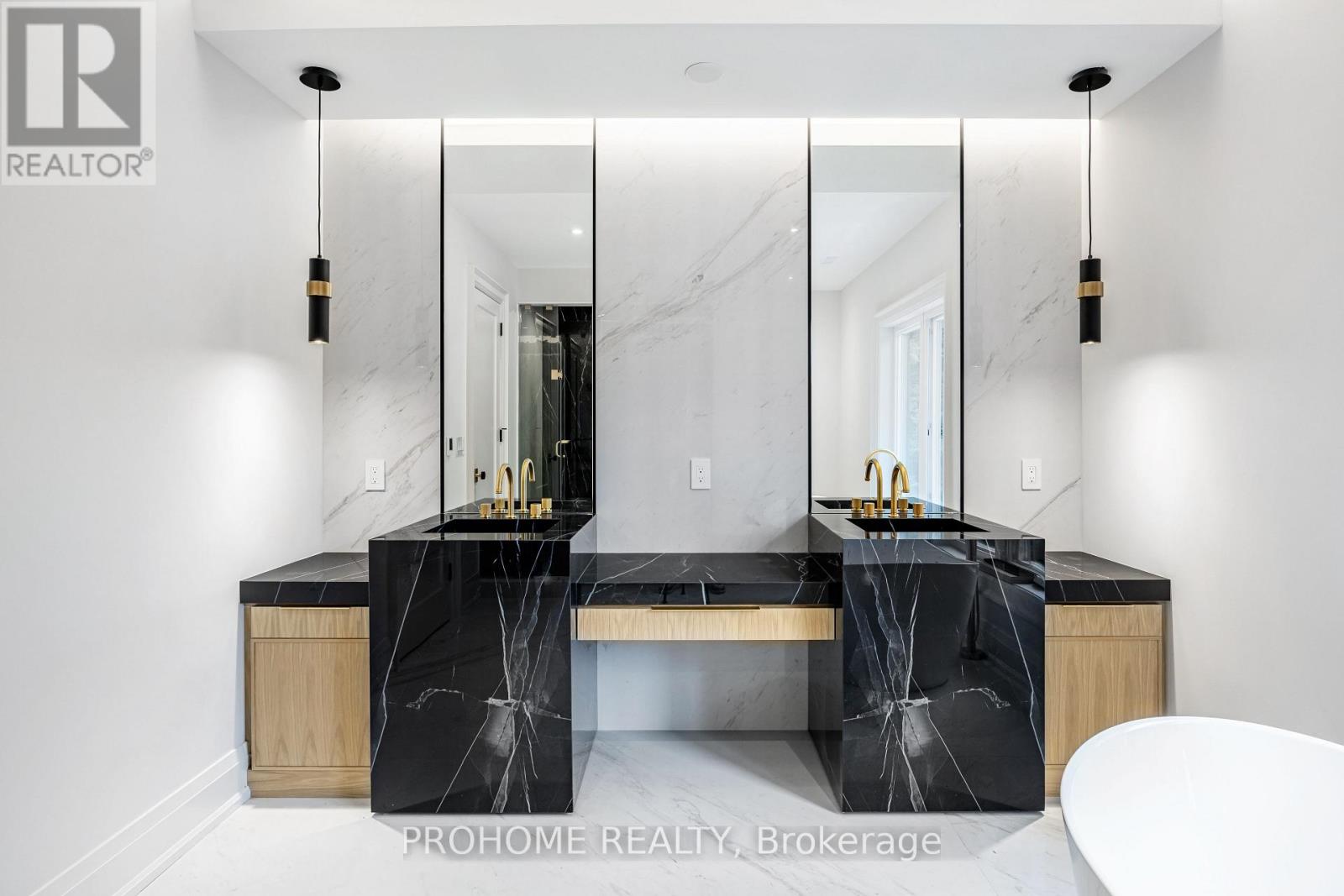 166 KRIEGHOFF AVENUE - Image 26