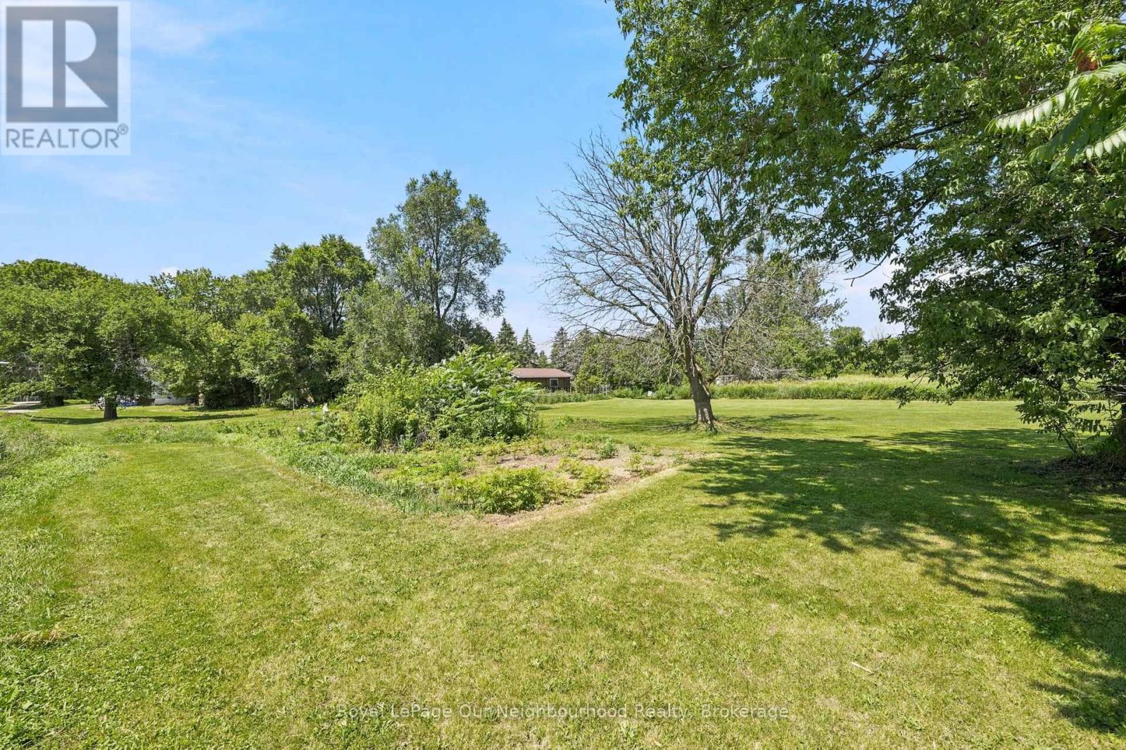 4599 TRULLS ROAD - 12