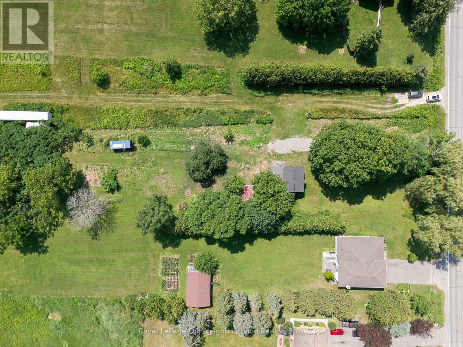 4599 TRULLS ROAD - 17
