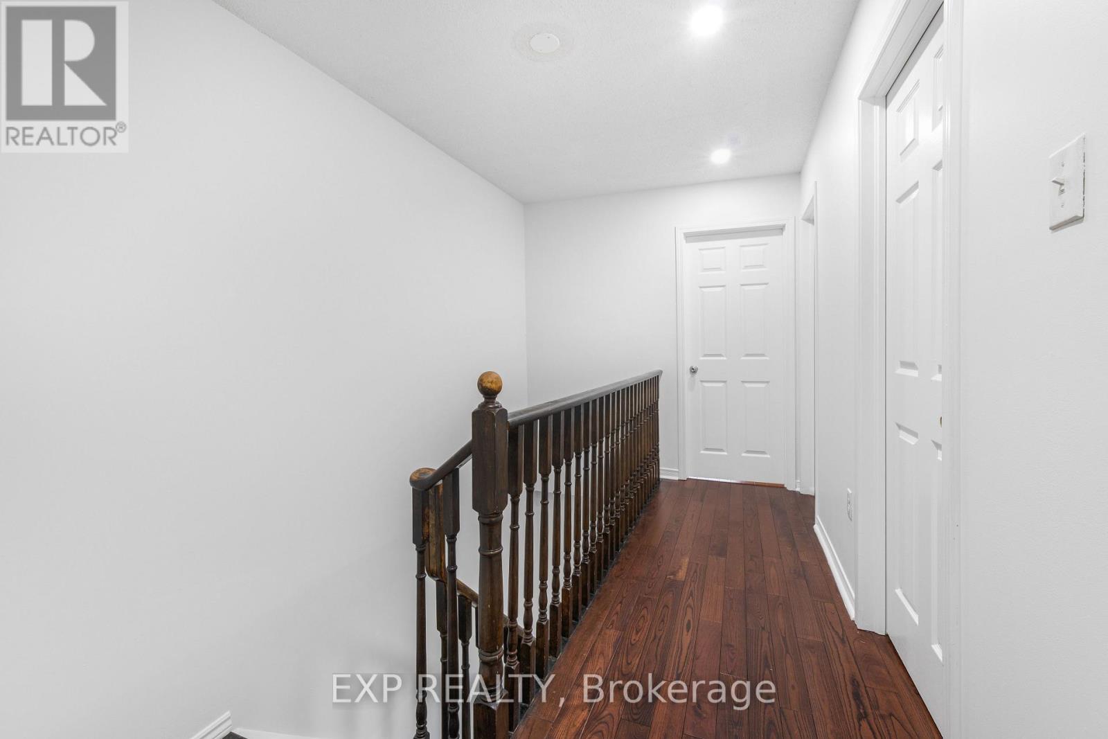 128 OLYMPIA CRESCENT - 12
