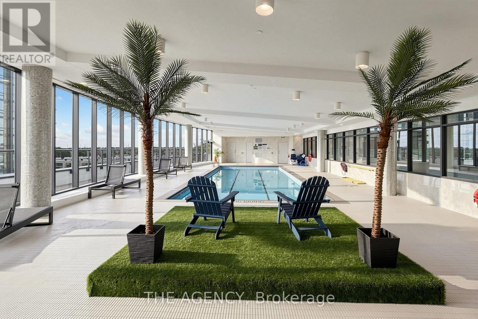 #1404 65 WATERGARDEN DRIVE - 39