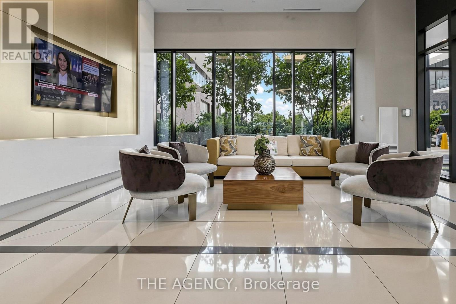 #1404 65 WATERGARDEN DRIVE - 7