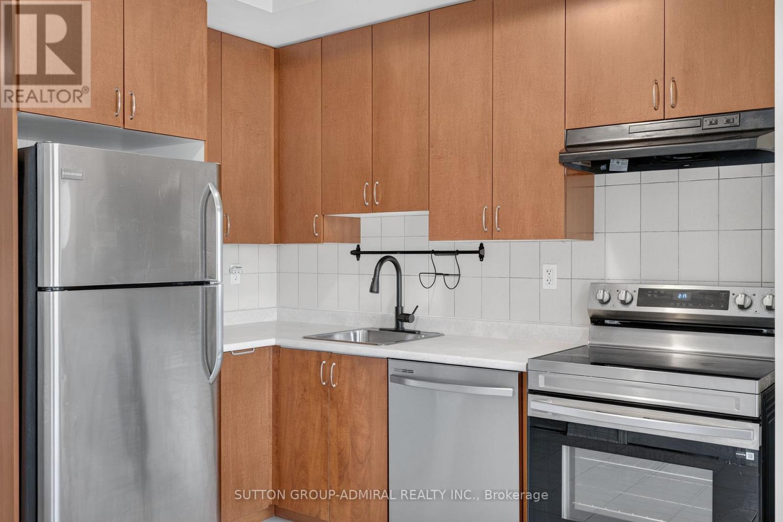 #213 3075 THOMAS STREET - 8