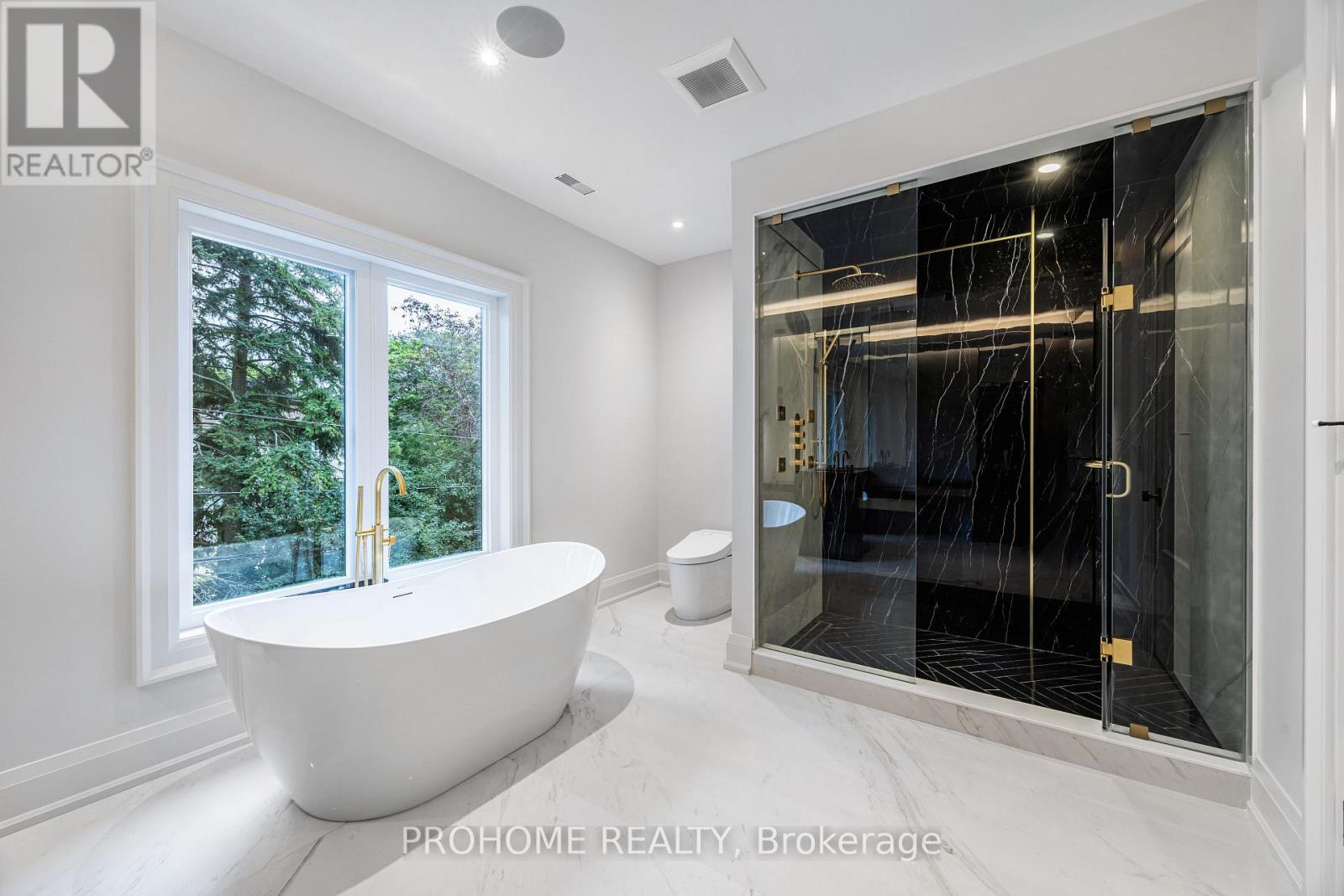 166 KRIEGHOFF AVENUE - Image 27