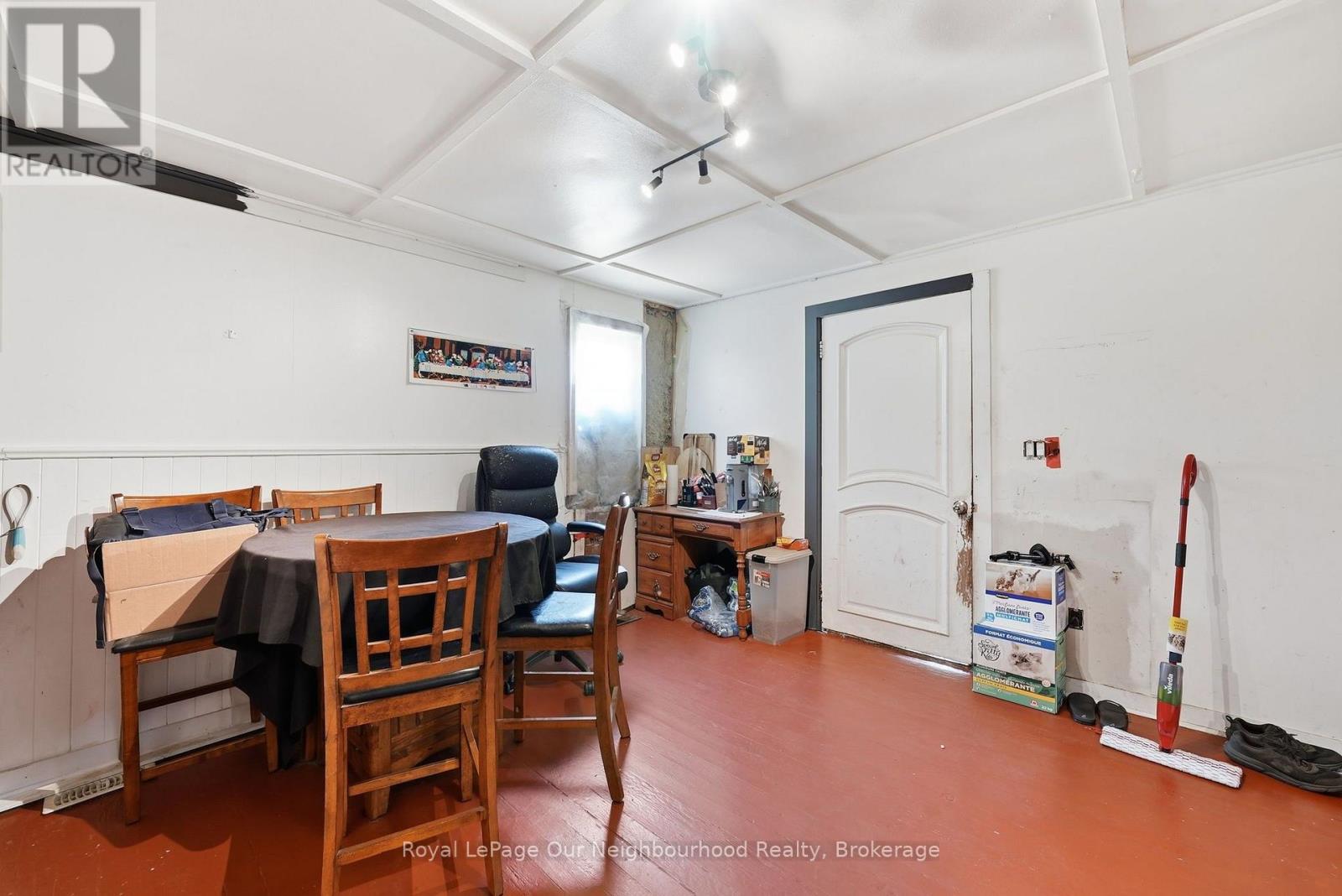 4599 TRULLS ROAD - 8