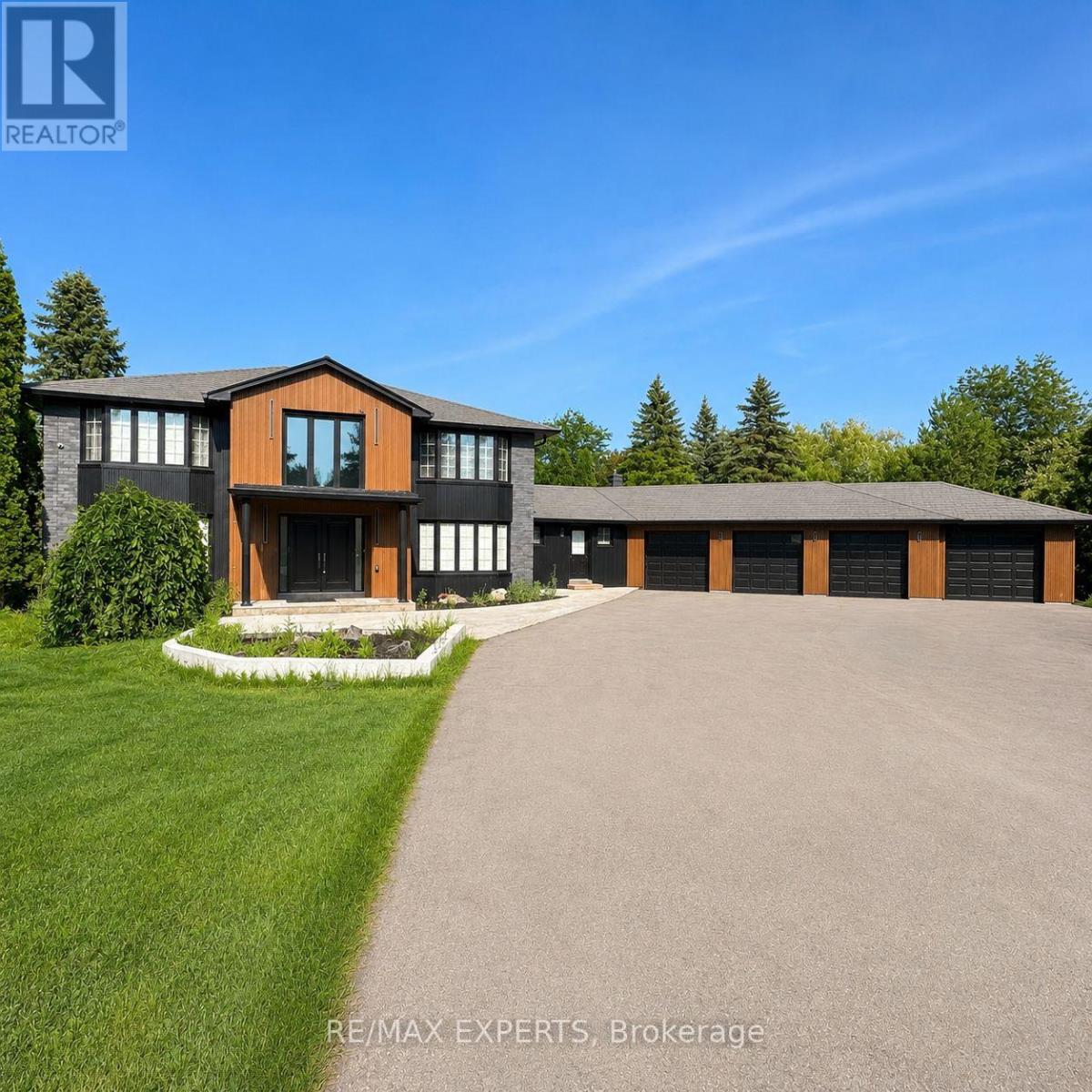 372 BURNS BOULEVARD - 1