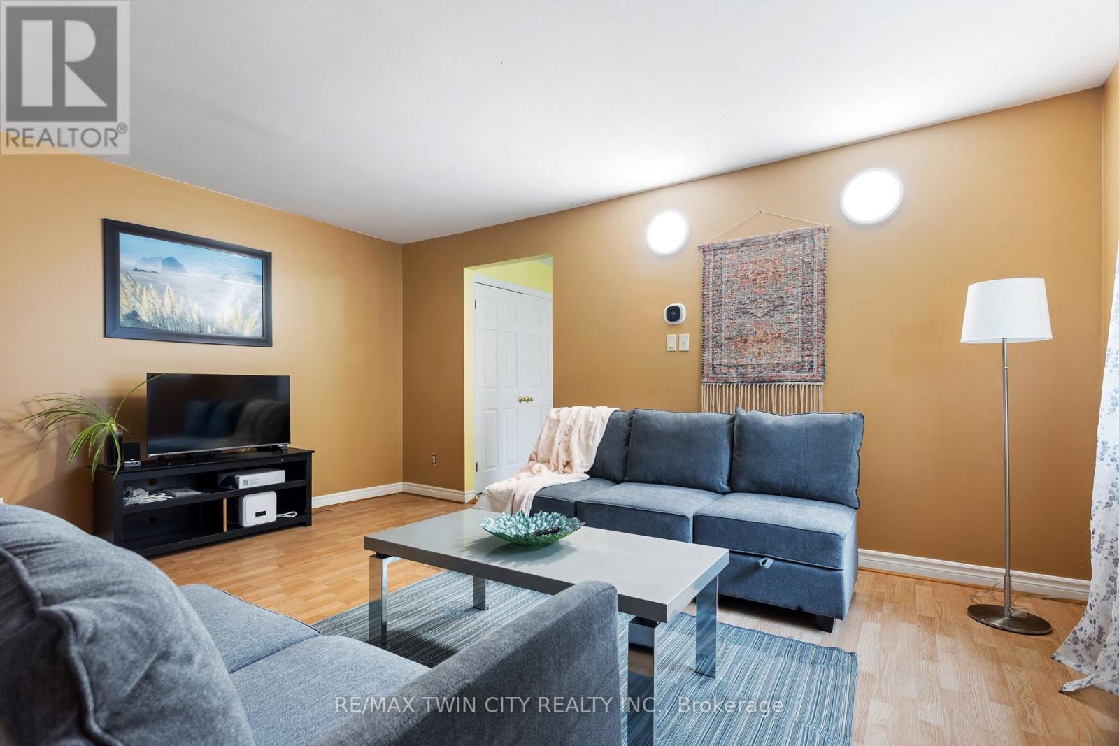 25 SAUNBY STREET - Image 11
