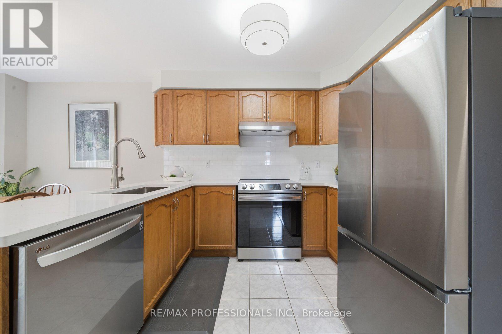 200 MORRISON DRIVE - 11