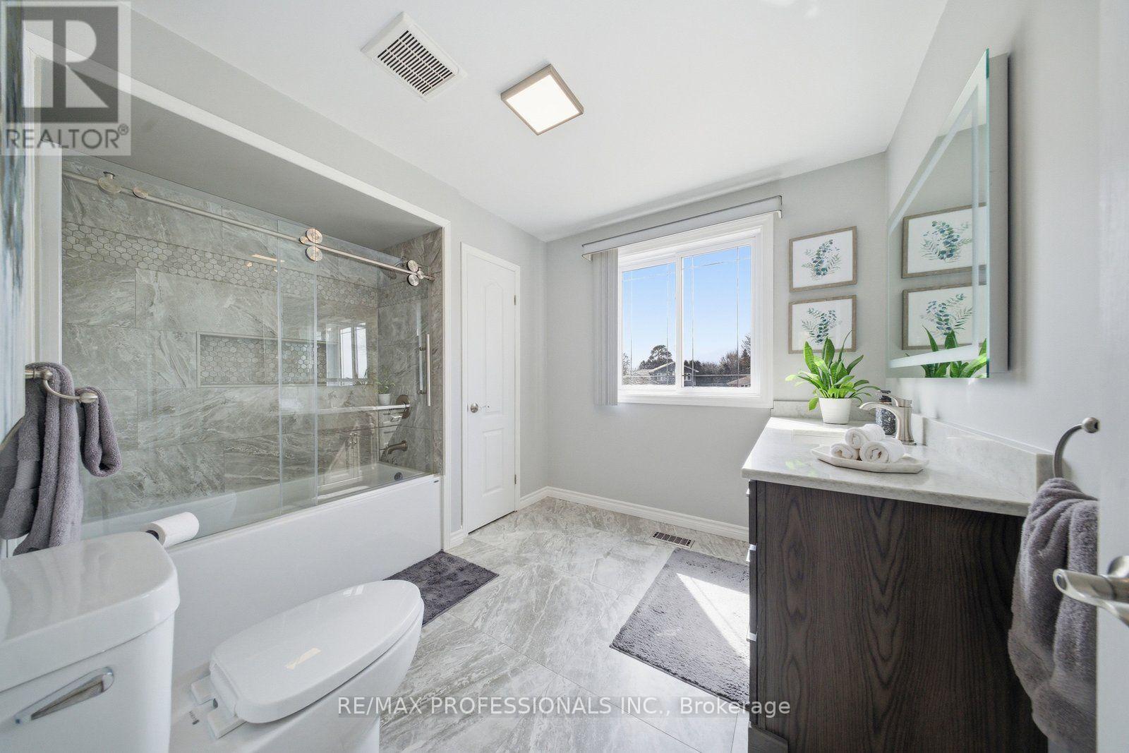 200 MORRISON DRIVE - 19