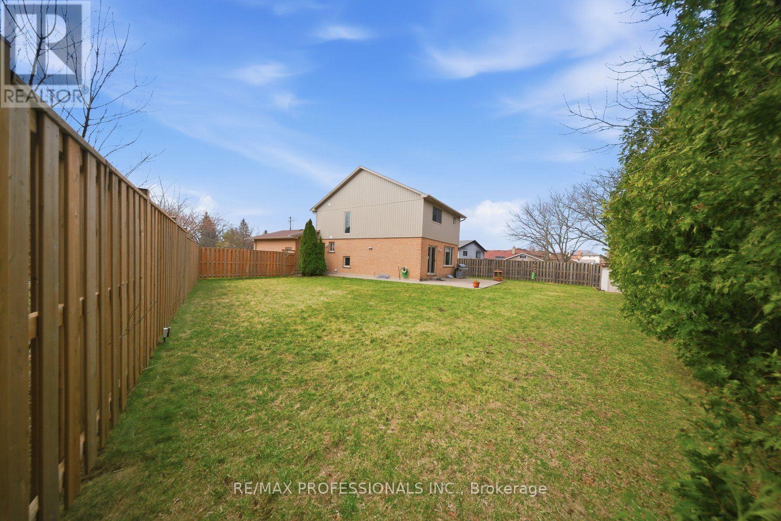 200 MORRISON DRIVE - 28