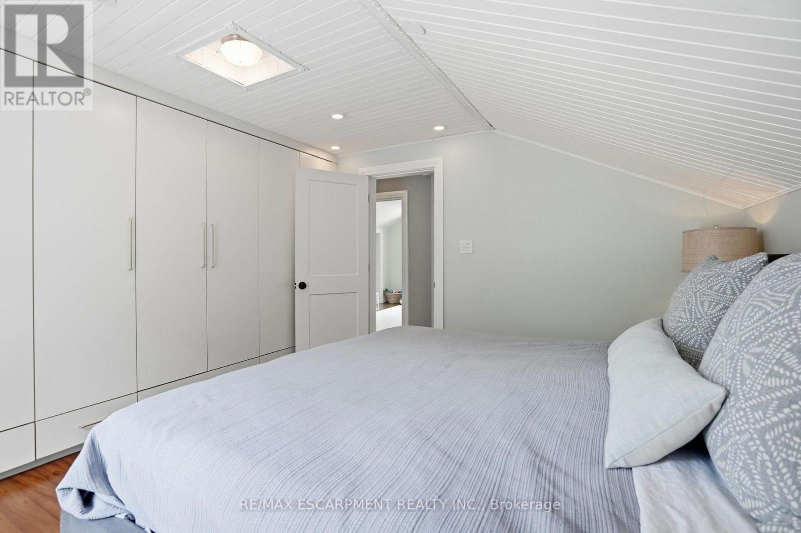 62 ALANSON STREET - 26