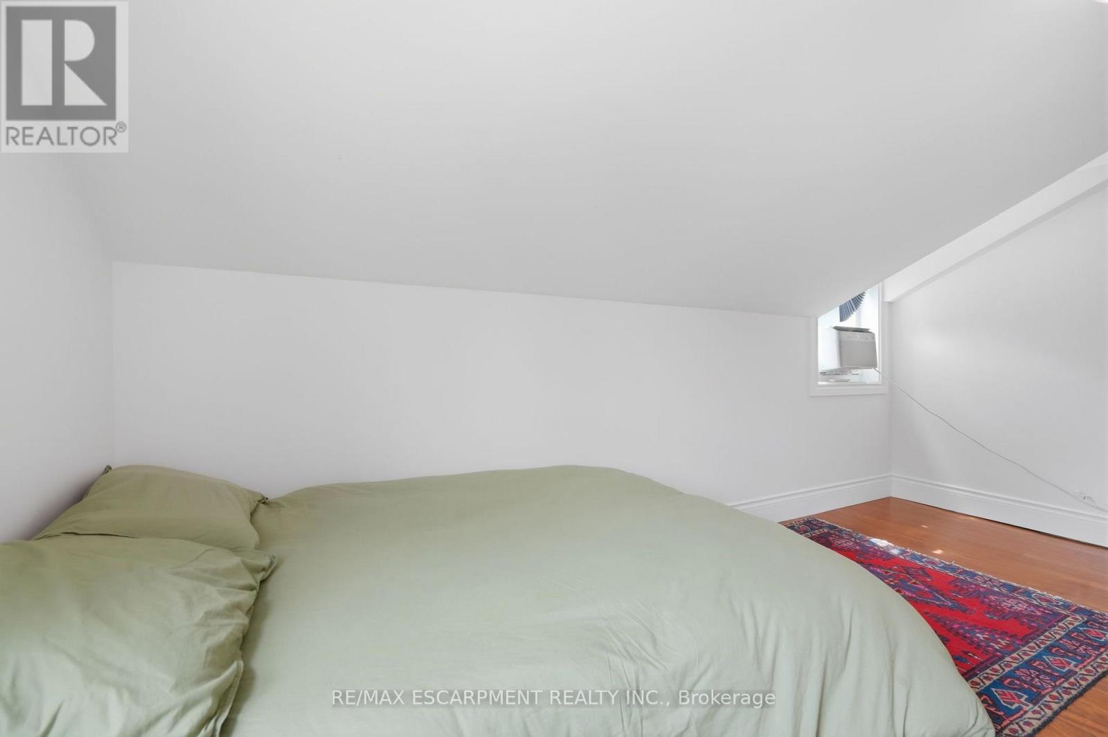 62 ALANSON STREET - 32
