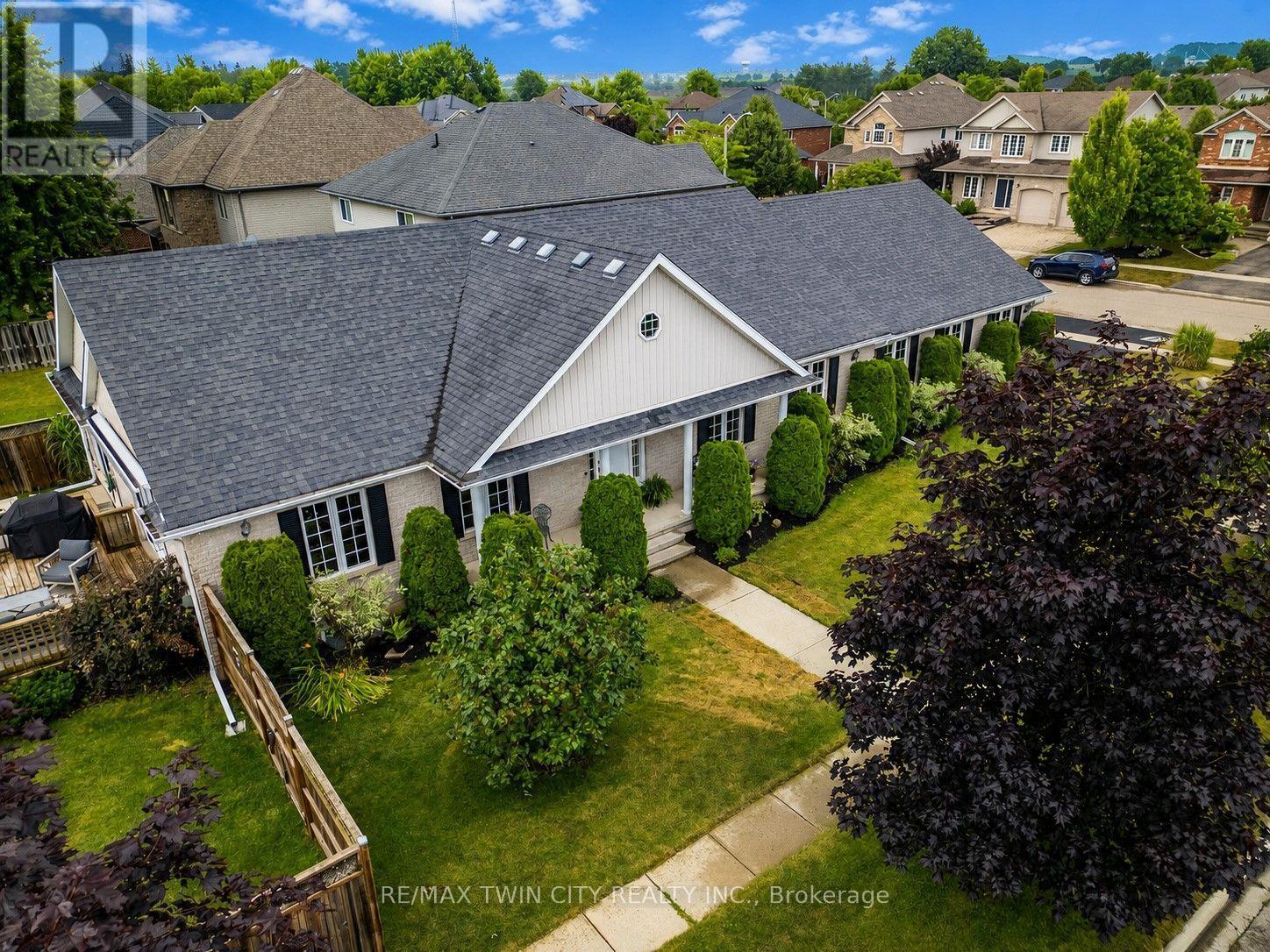 190 LASCHINGER BOULEVARD - 2